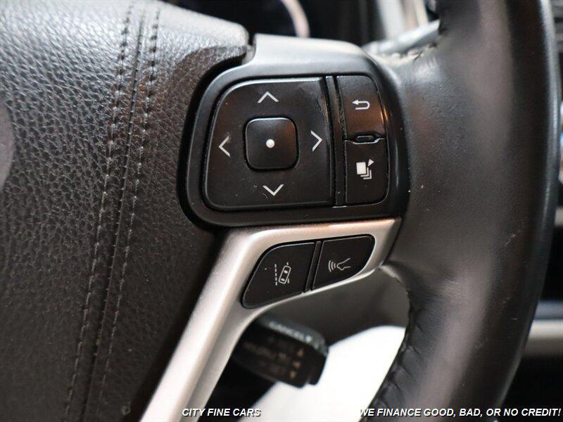 used 2018 Toyota Highlander car, priced at $23,500