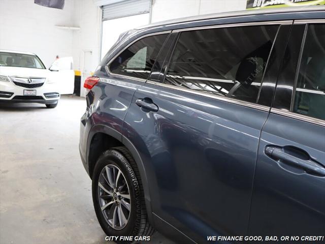 used 2018 Toyota Highlander car, priced at $23,988