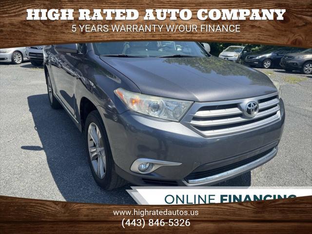 used 2013 Toyota Highlander car, priced at $11,495