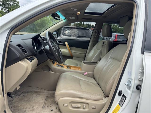 used 2008 Toyota Highlander Hybrid car, priced at $5,495