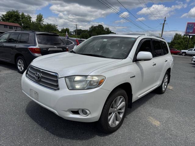 used 2008 Toyota Highlander Hybrid car, priced at $5,495