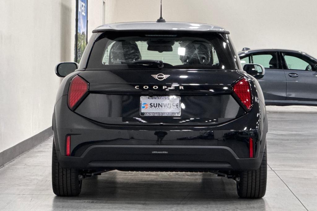 new 2025 MINI Hardtop car, priced at $32,345