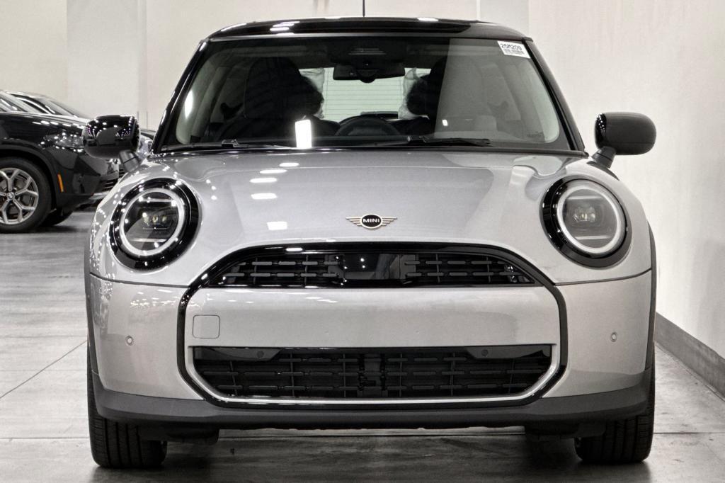 new 2025 MINI Hardtop car, priced at $32,345