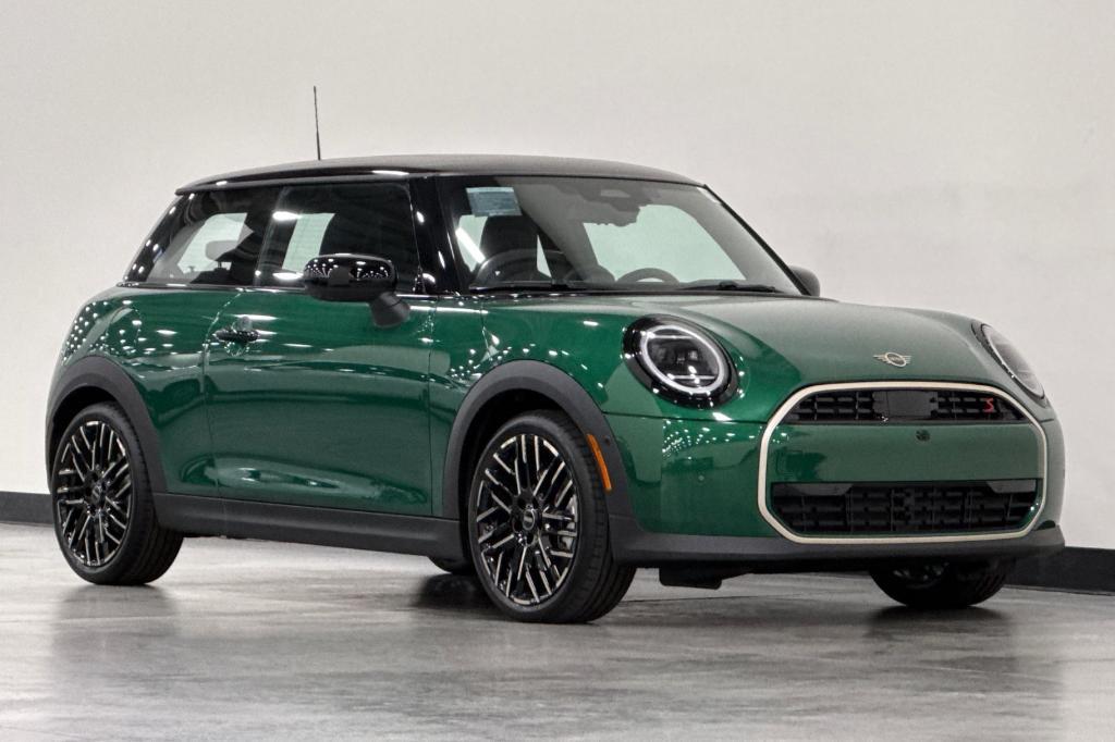 new 2025 MINI Hardtop car, priced at $38,295