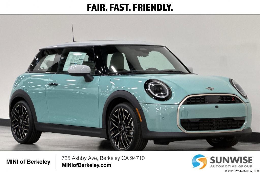 new 2025 MINI Hardtop car, priced at $38,295