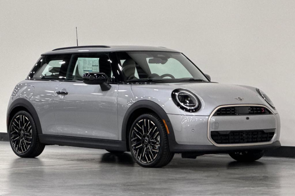 new 2025 MINI Hardtop car, priced at $38,545