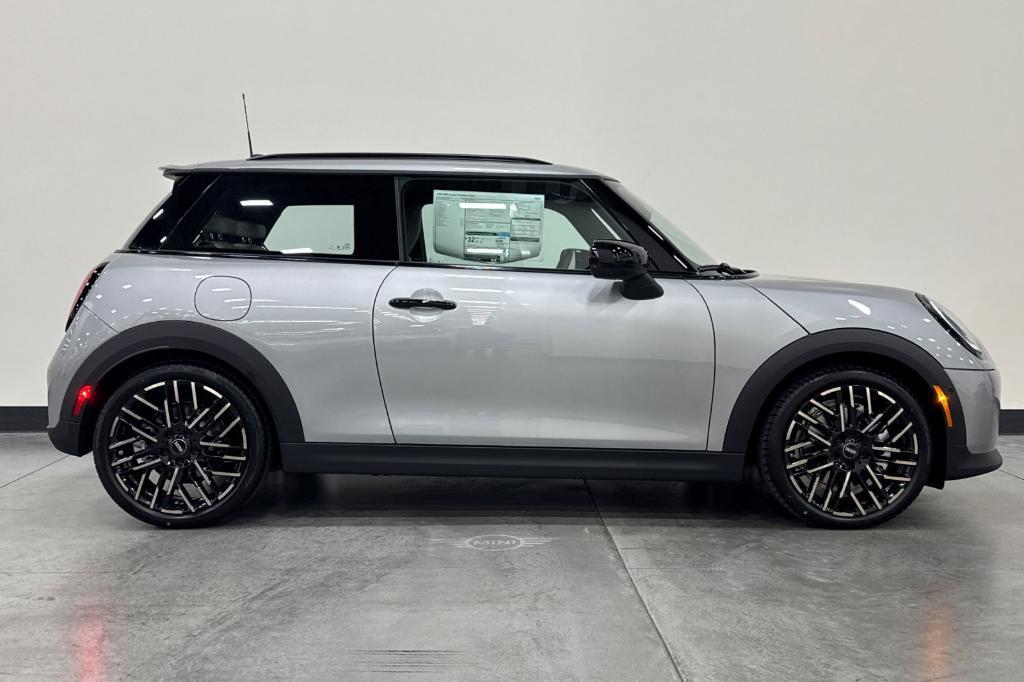 new 2025 MINI Hardtop car, priced at $38,545