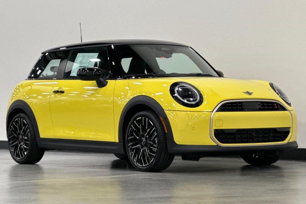 new 2025 MINI Hardtop car, priced at $36,895