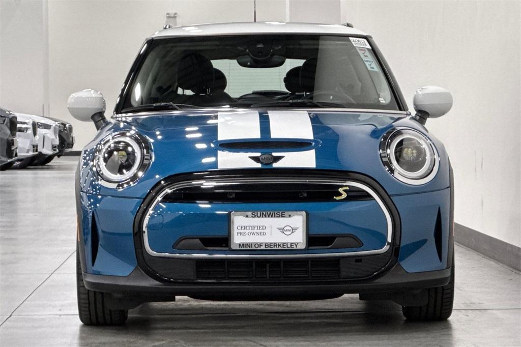 used 2024 MINI SE Hardtop car, priced at $28,500