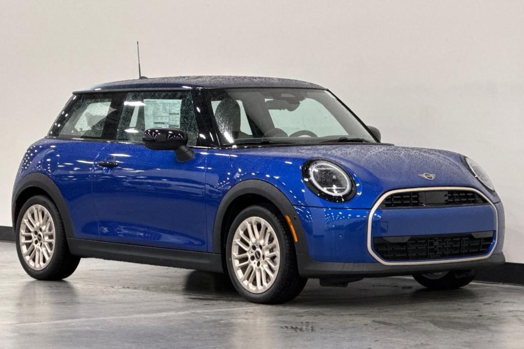 new 2025 MINI Hardtop car, priced at $32,345