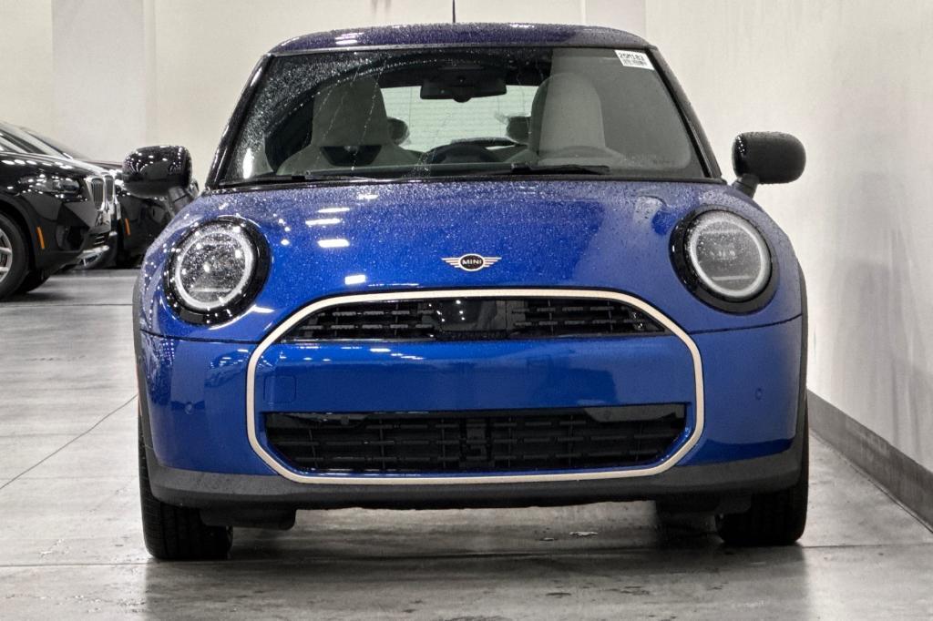 new 2025 MINI Hardtop car, priced at $32,345