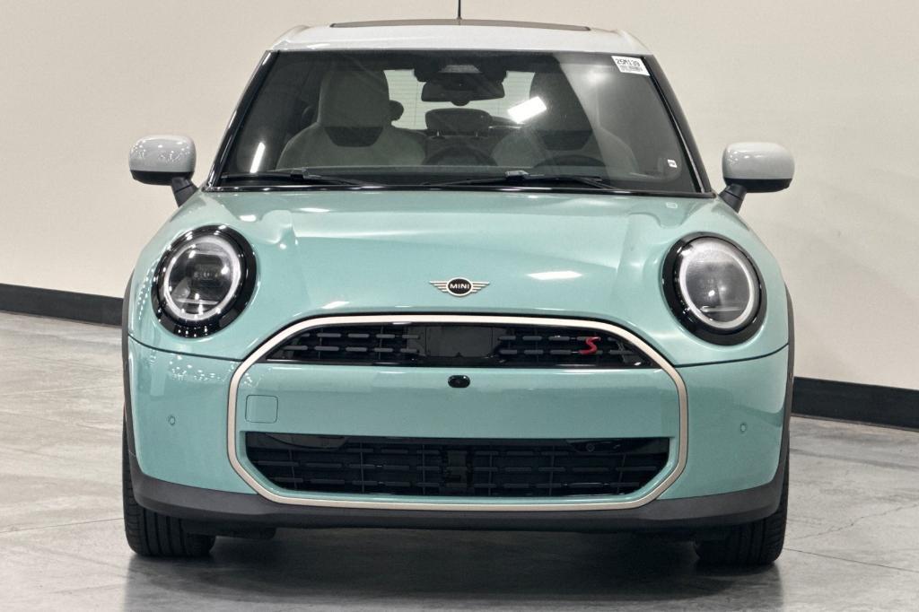 new 2025 MINI Hardtop car, priced at $39,295