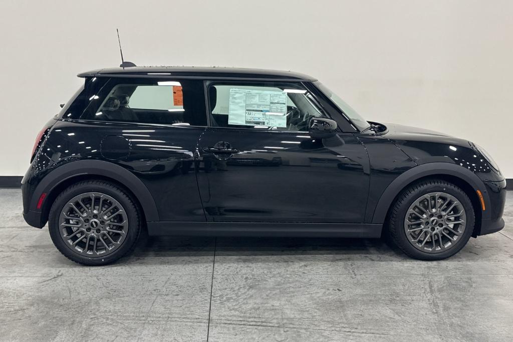 new 2025 MINI Hardtop car, priced at $32,345