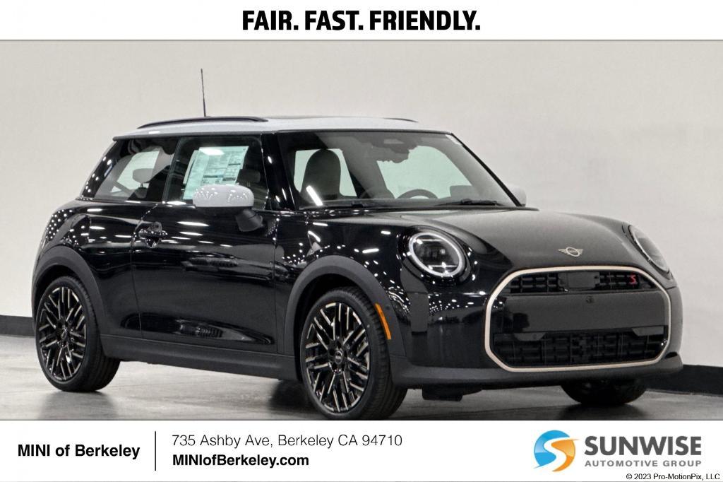 new 2025 MINI Hardtop car, priced at $38,545