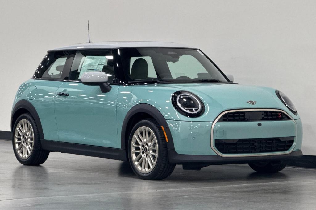 new 2025 MINI Hardtop car, priced at $38,295