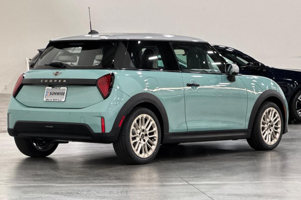 new 2025 MINI Hardtop car, priced at $32,345