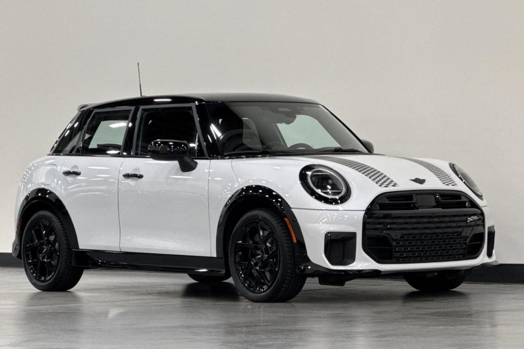 new 2025 MINI Hardtop car, priced at $40,495