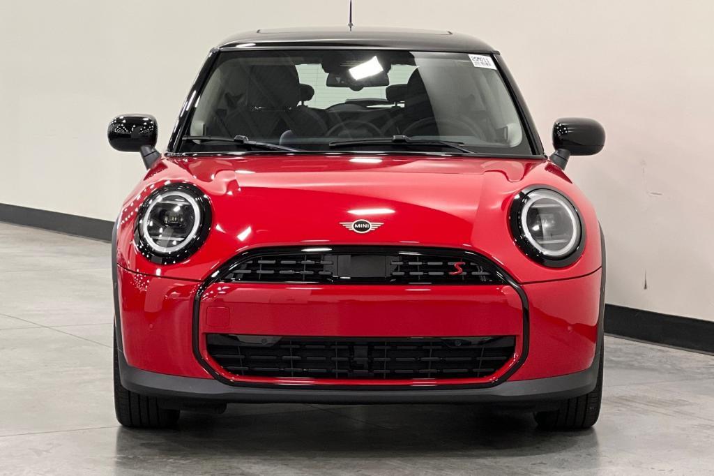 new 2025 MINI Hardtop car, priced at $35,595