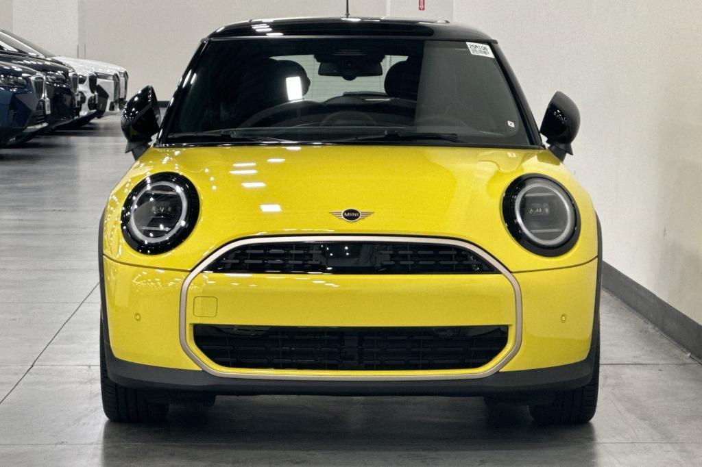 new 2025 MINI Hardtop car, priced at $33,345