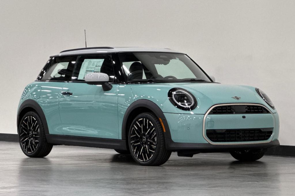 new 2025 MINI Hardtop car, priced at $35,895