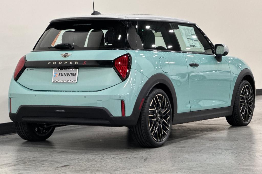 new 2025 MINI Hardtop car, priced at $38,295