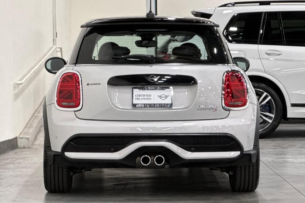 used 2022 MINI Hardtop car, priced at $26,500