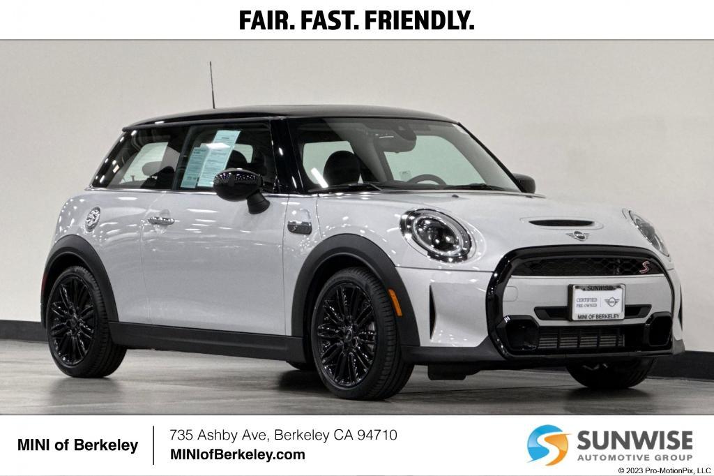 used 2022 MINI Hardtop car, priced at $26,500