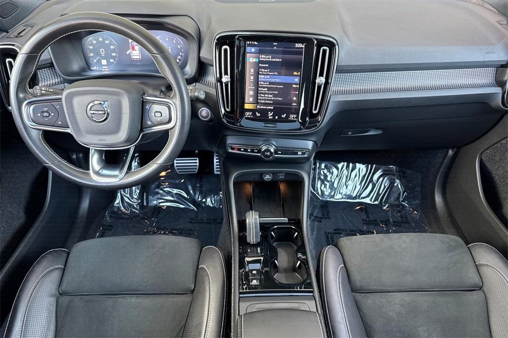 used 2021 Volvo XC40 car, priced at $27,000