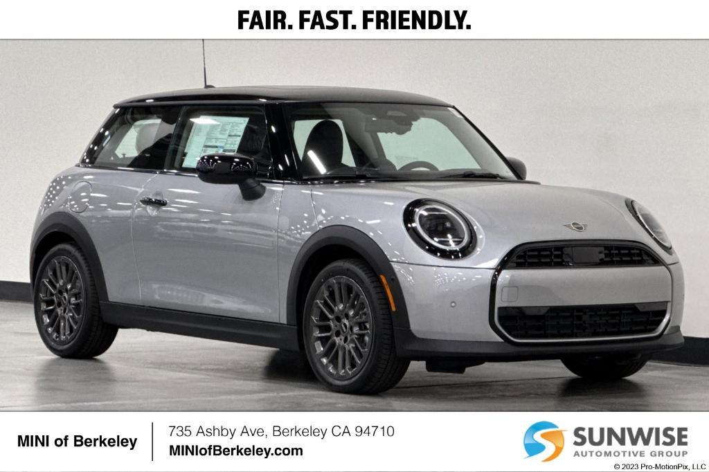 new 2025 MINI Hardtop car, priced at $32,345