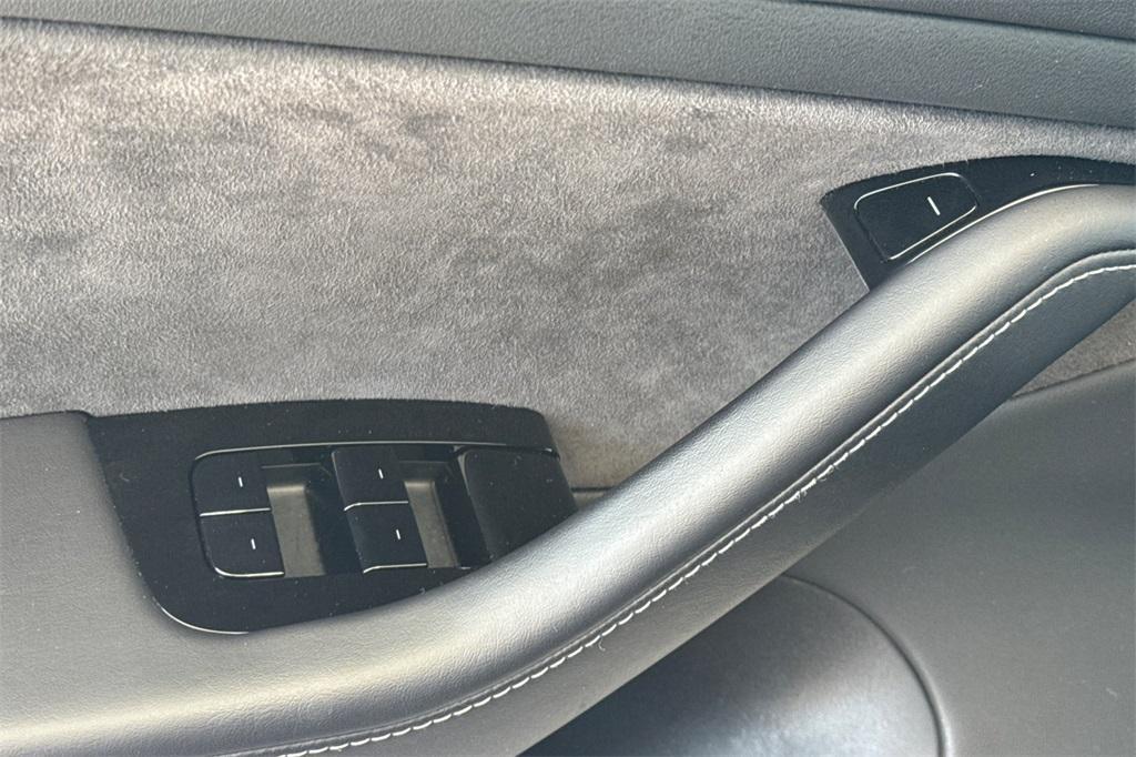 used 2018 Tesla Model 3 car, priced at $19,000