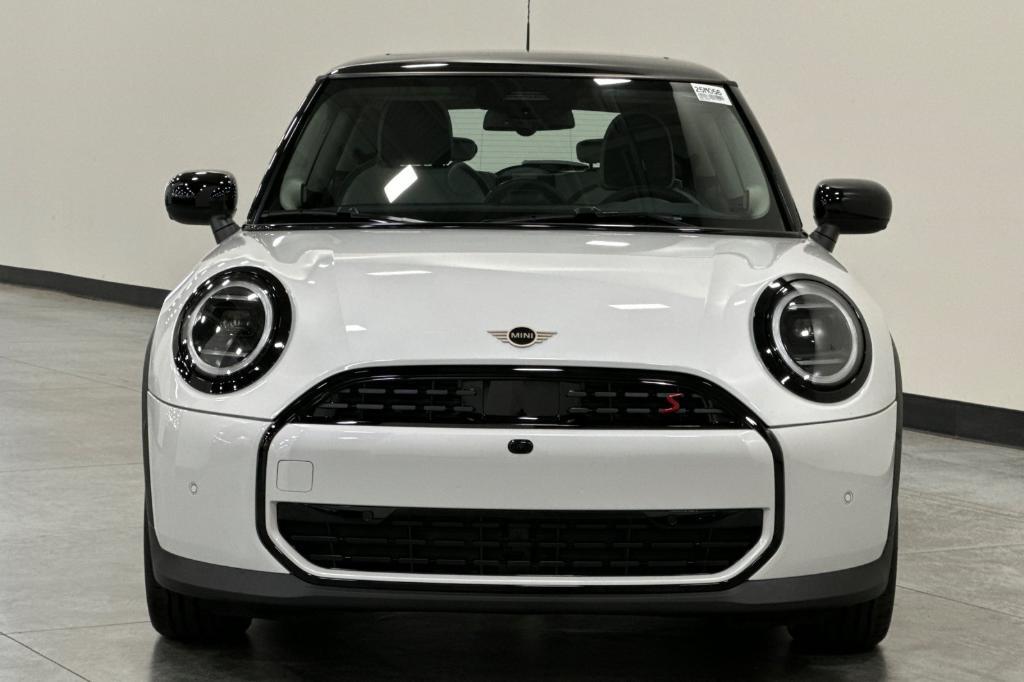 new 2025 MINI Hardtop car, priced at $37,295