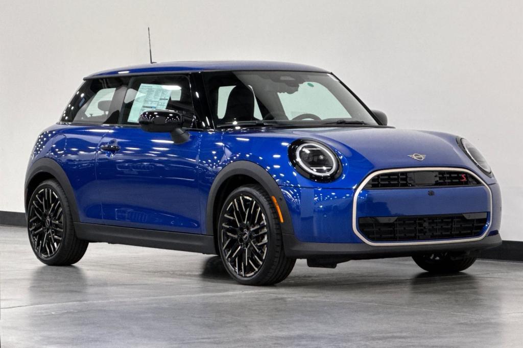 new 2025 MINI Hardtop car, priced at $38,295