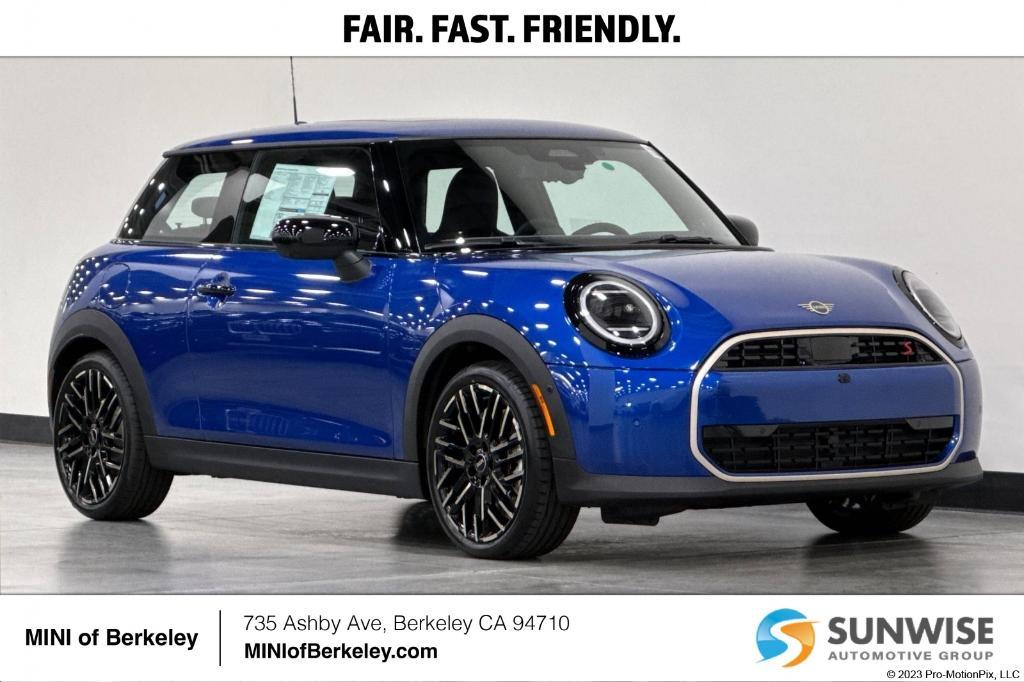 new 2025 MINI Hardtop car, priced at $38,295