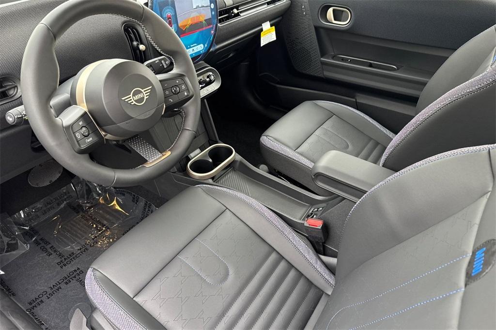 new 2025 MINI Hardtop car, priced at $31,945