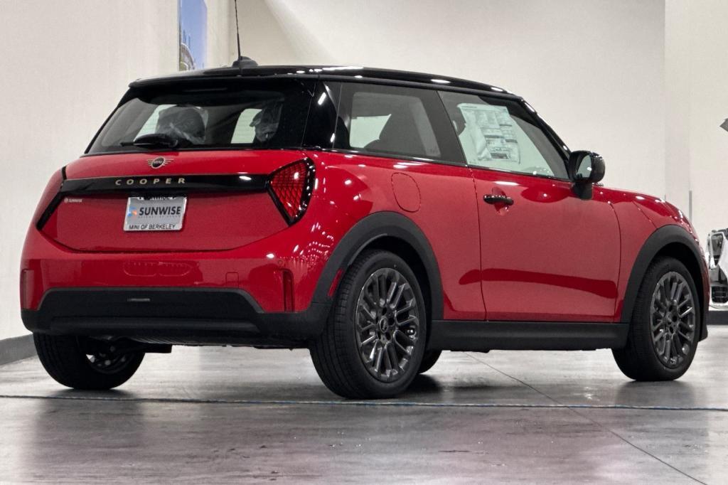 new 2025 MINI Hardtop car, priced at $32,430