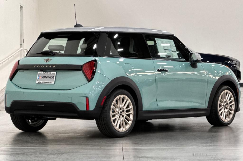 new 2025 MINI Hardtop car, priced at $32,345