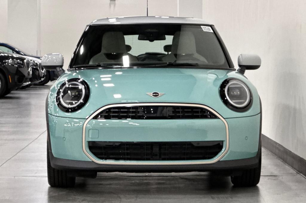 new 2025 MINI Hardtop car, priced at $32,345