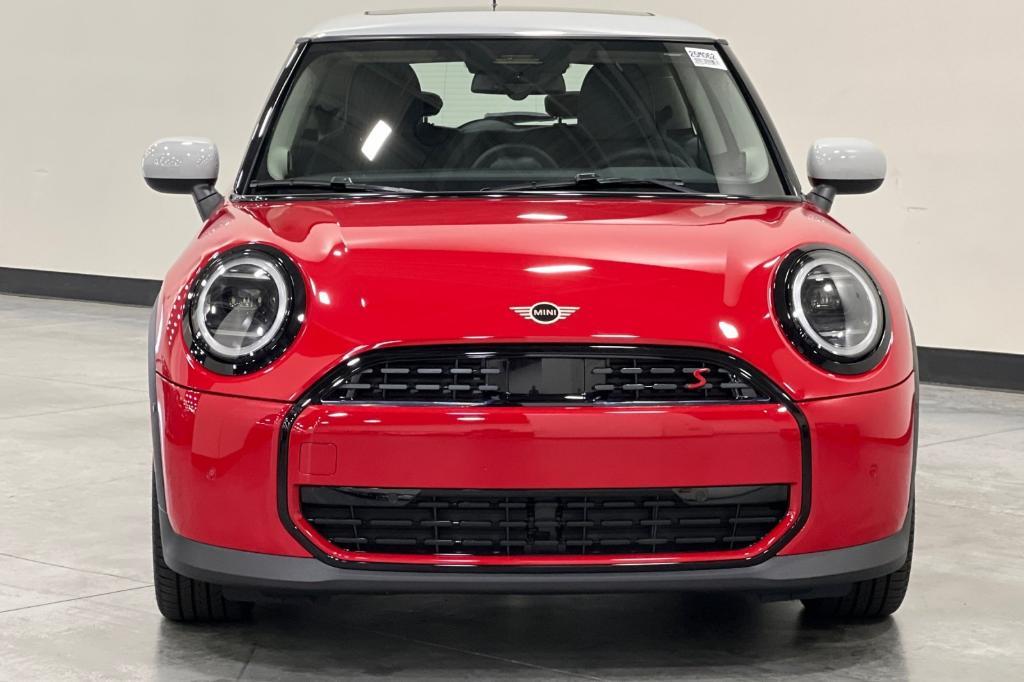 new 2025 MINI Hardtop car, priced at $35,595