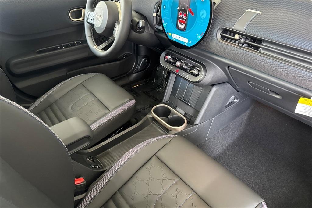 new 2025 MINI Hardtop car, priced at $37,025