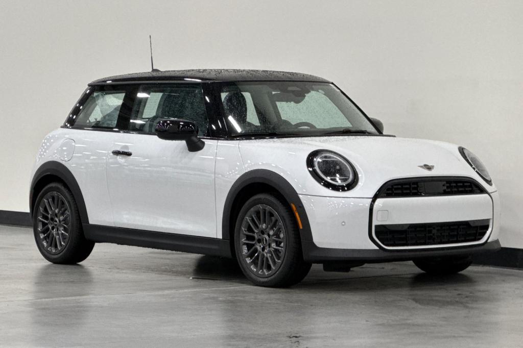 new 2025 MINI Hardtop car, priced at $32,345