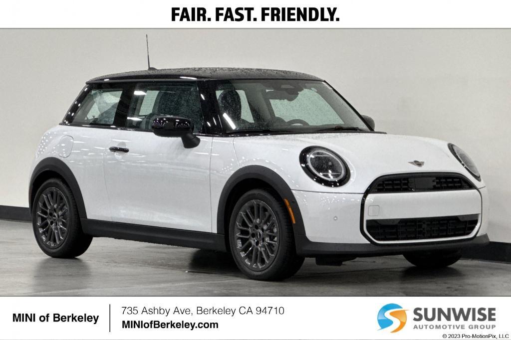 new 2025 MINI Hardtop car, priced at $32,345