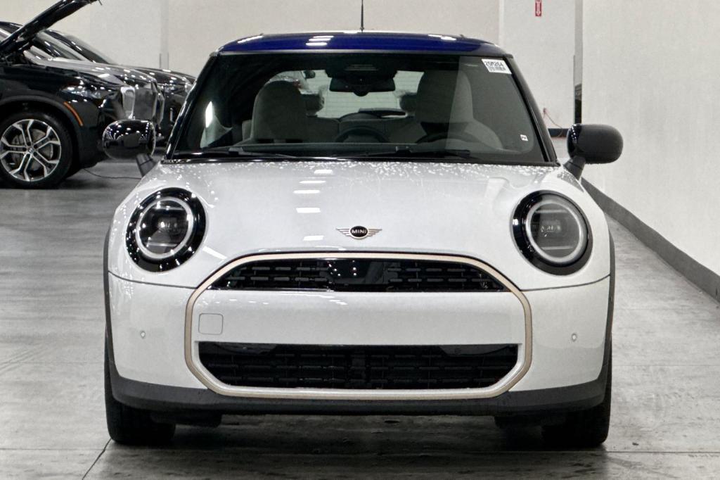 new 2025 MINI Hardtop car, priced at $32,345