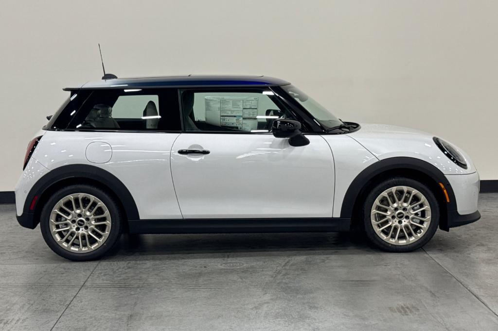 new 2025 MINI Hardtop car, priced at $32,345