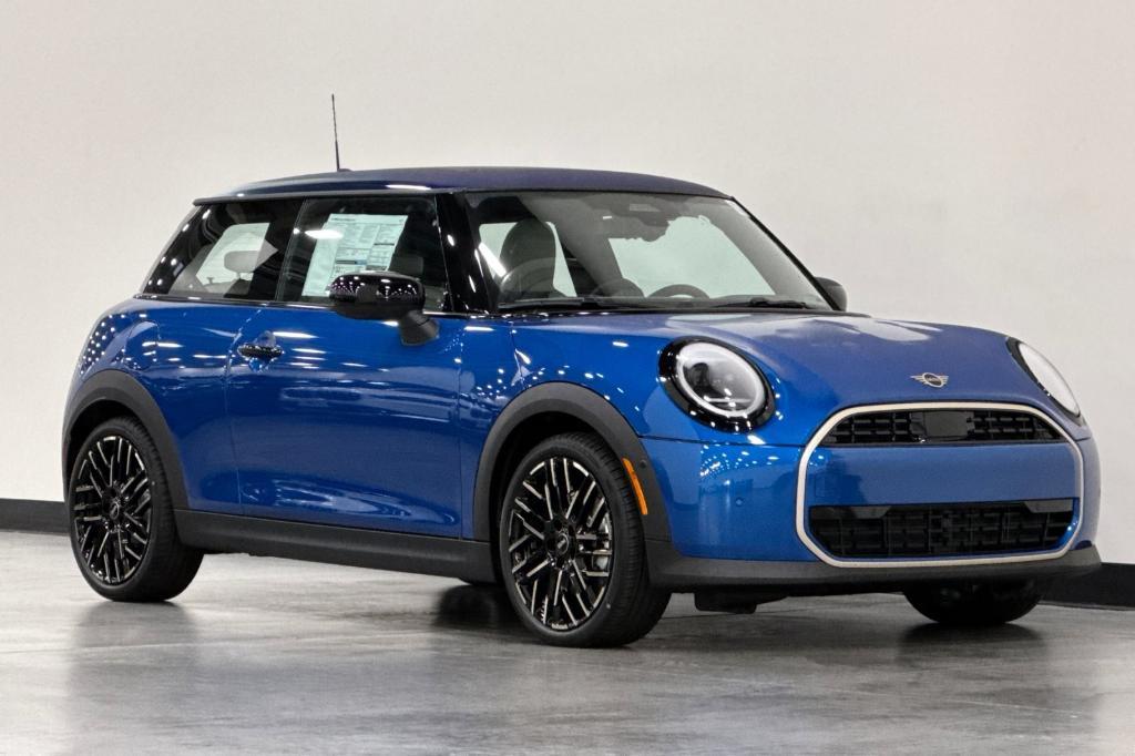 new 2025 MINI Hardtop car, priced at $34,245