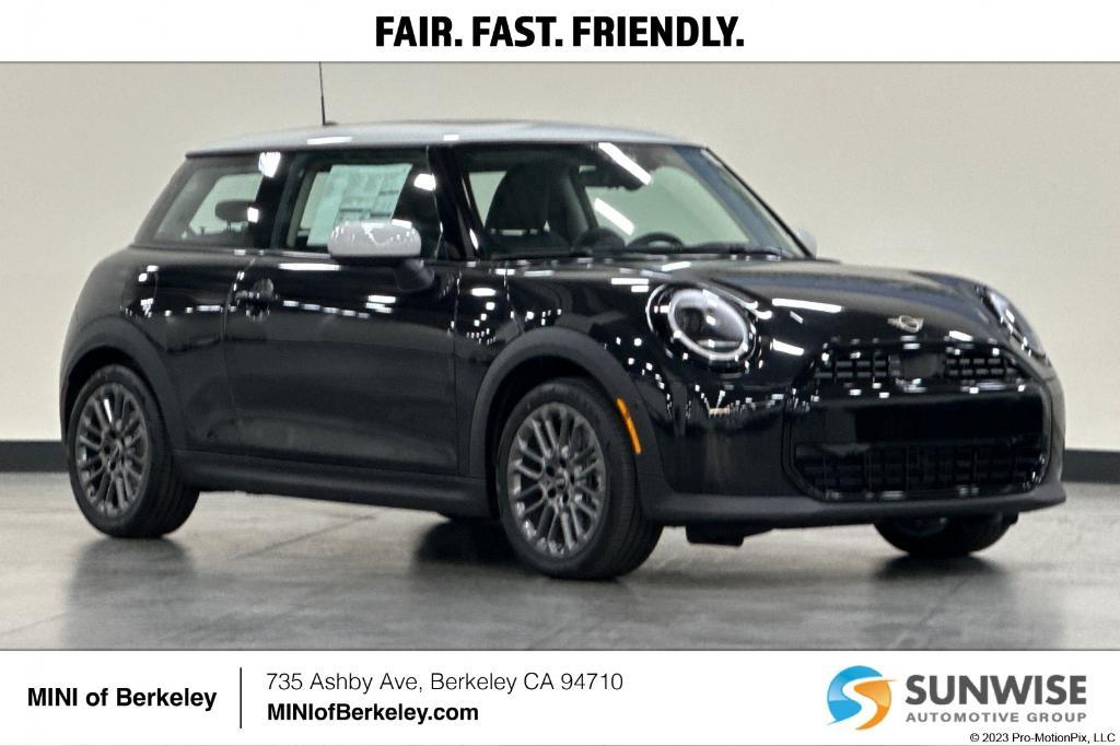 new 2025 MINI Hardtop car, priced at $32,345