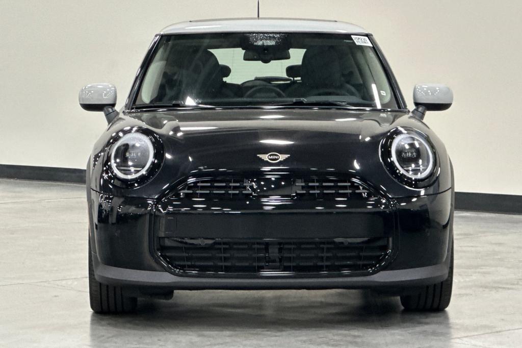 new 2025 MINI Hardtop car, priced at $32,345