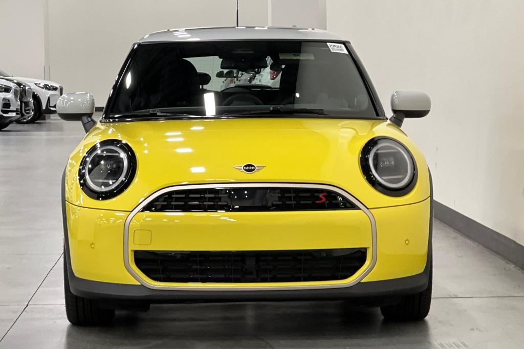 new 2025 MINI Hardtop car, priced at $36,895