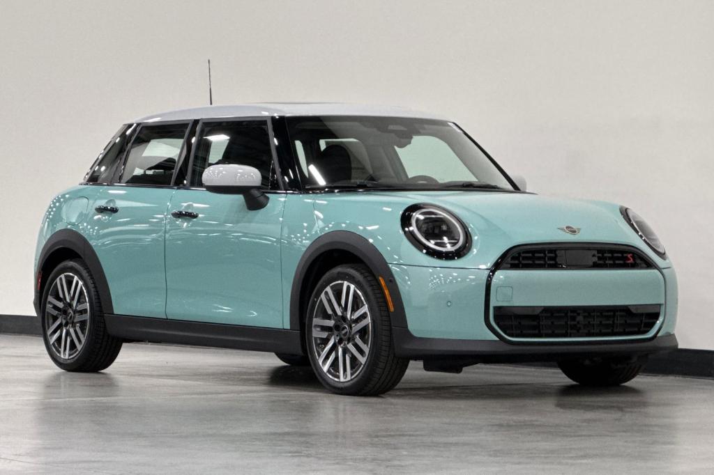 new 2025 MINI Hardtop car, priced at $36,895