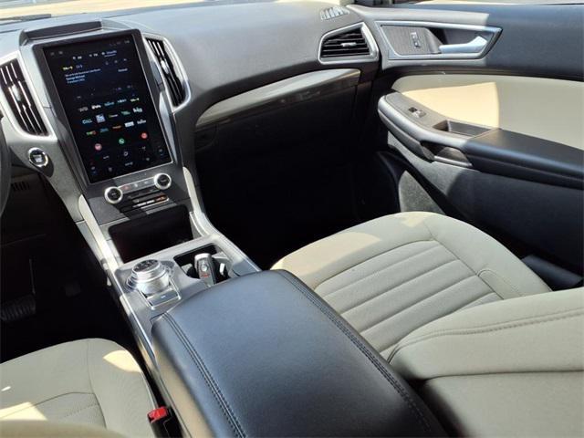 used 2024 Ford Edge car, priced at $33,333