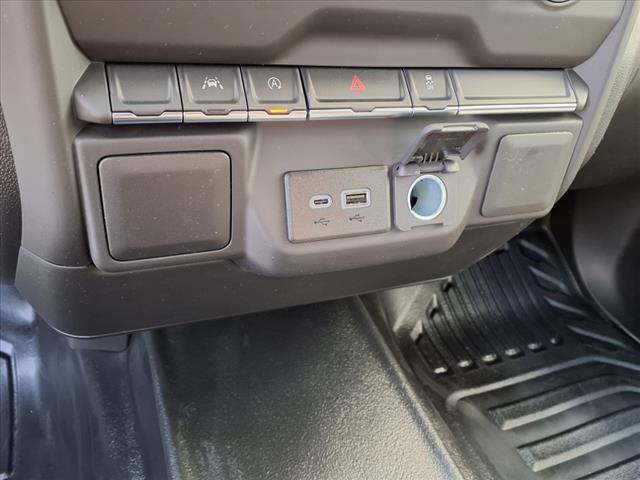 new 2025 GMC Sierra 1500 car, priced at $45,285